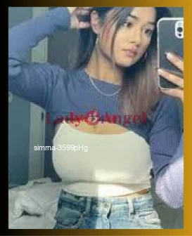 I am simrna, South Indian escort from Delhi