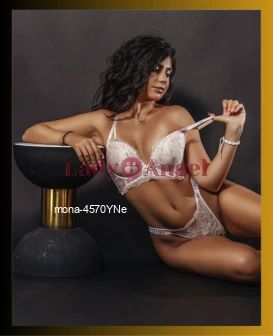 I am Mona, European escort from Goa