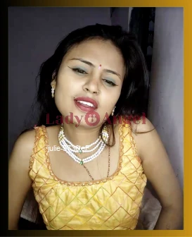 I am Julie, South Indian escort from Gujarat
