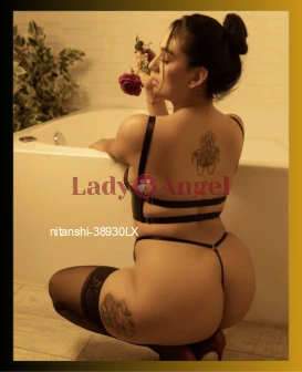 I am Nitanshi, Big Boob escort from Uttarakhand