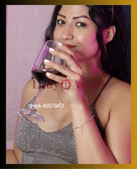 I am Divya, Party escort from Mumbai