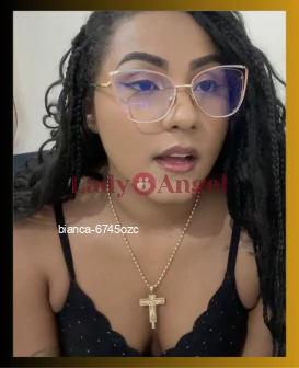 I am Bianca, African escort from Pune