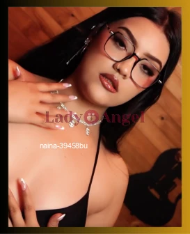 I am Naina, Airhostess escort from Bangalore