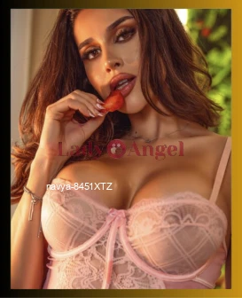 I am Navya, Big Boob escort from Uttarpradesh