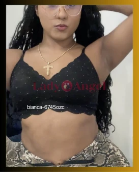 I am Bianca, African escort from Pune