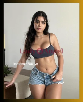 I am Kareena, Desi Bhabhi escort from Bangalore