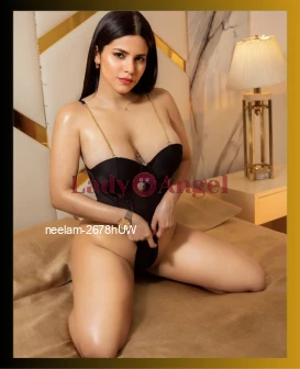 I am Neelam, Party escort from Bangalore