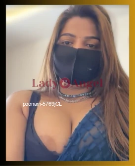 I am Poonam, Big Boob escort from Gujarat