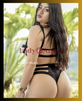 I am Kiara, VIP escort from Mumbai