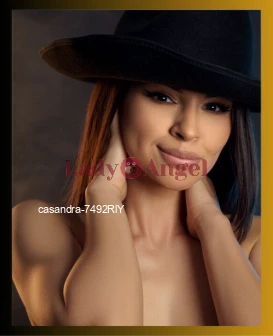 I am Casandra, American escort from Chandigarh