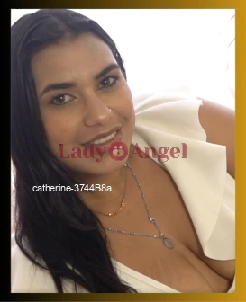 I am Catherine, African escort from Bangalore