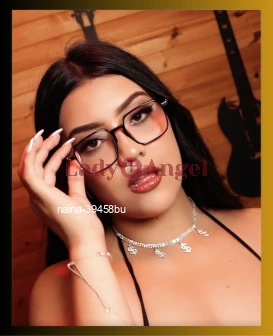 I am Naina, Airhostess escort from Bangalore