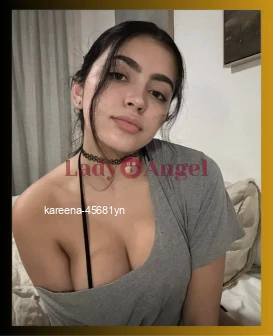I am Kareena, Desi Bhabhi escort from Bangalore