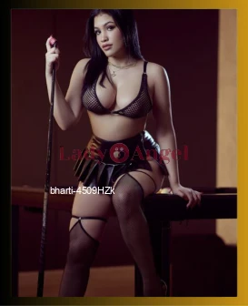 I am Bharti, Desi Bhabhi escort from Kolkata